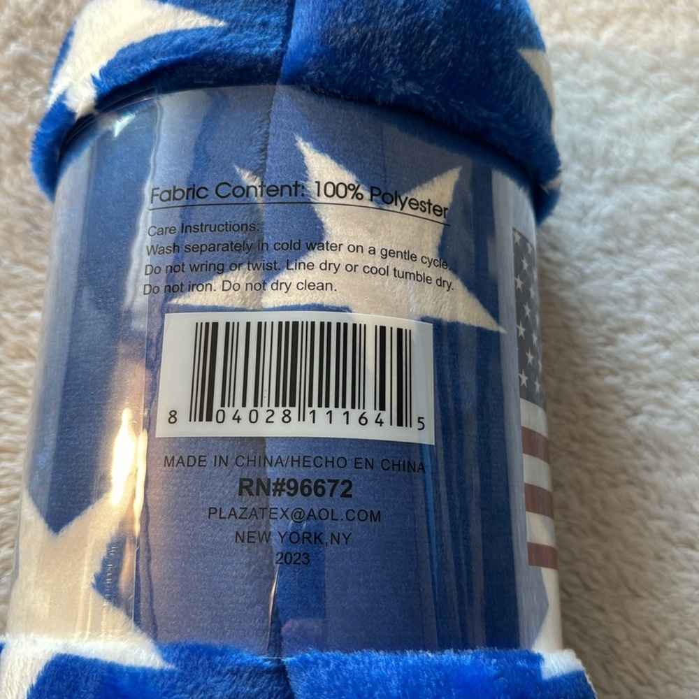 NWT American Flag Fleece Throw Blanket - Picture 5 of 5